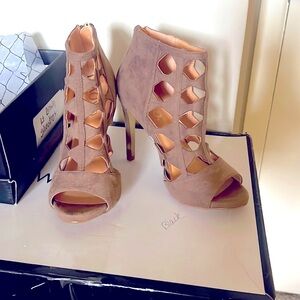 💋MATERIAL GIRL XOXO 💋 SHOOTIES. SO CUTE NEW🎁💋